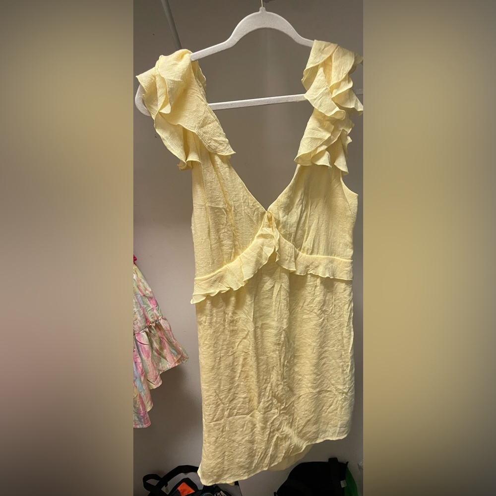 Light yellow Francesca’s dress